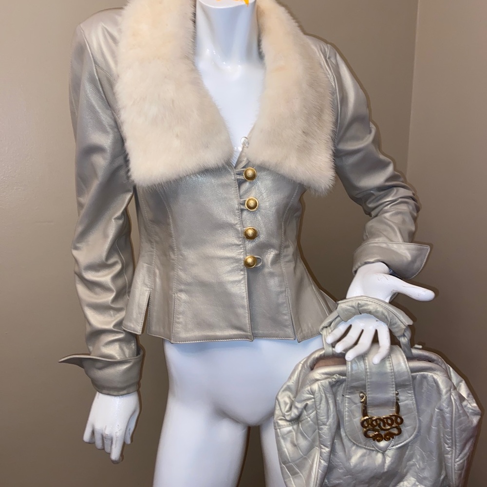 Genuine leather jacket with mink around the collar